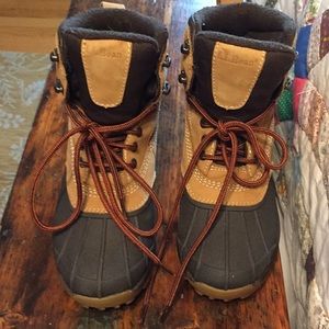 LL Bean 8 Women’s Waterproof Storm Chaser Boots